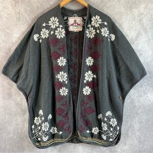 Johnny Was Embroidered Cheyenne Poncho Cape Women Small Gray Open Front Kimono